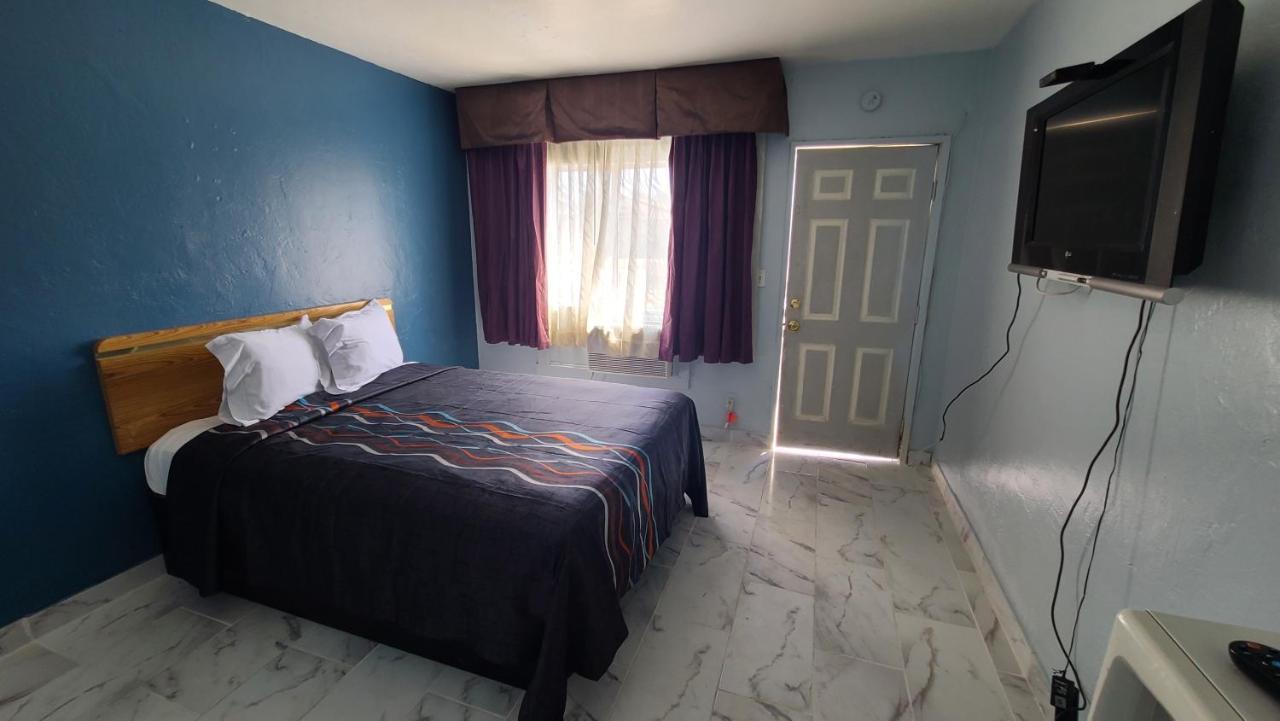 Green Spot Motel Victorville Exterior photo