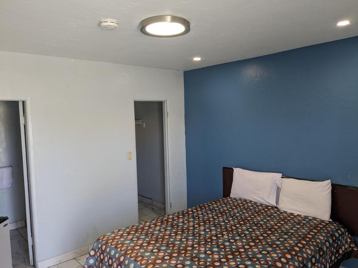 Green Spot Motel Victorville Exterior photo