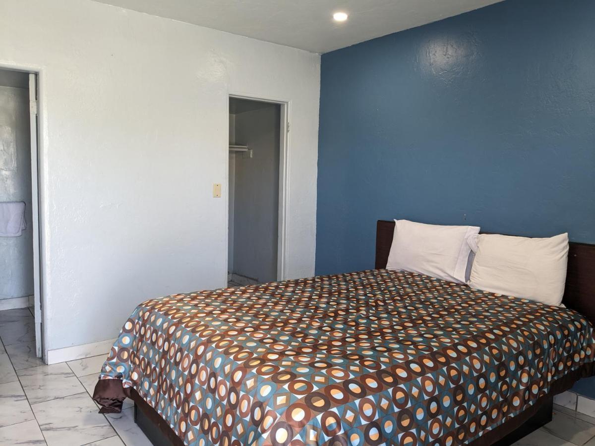 Green Spot Motel Victorville Exterior photo